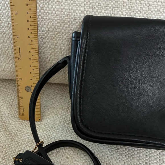 Vintage Coach Dinky Black Leather Crossbody Bag with hang tag - Picture 12 of 13